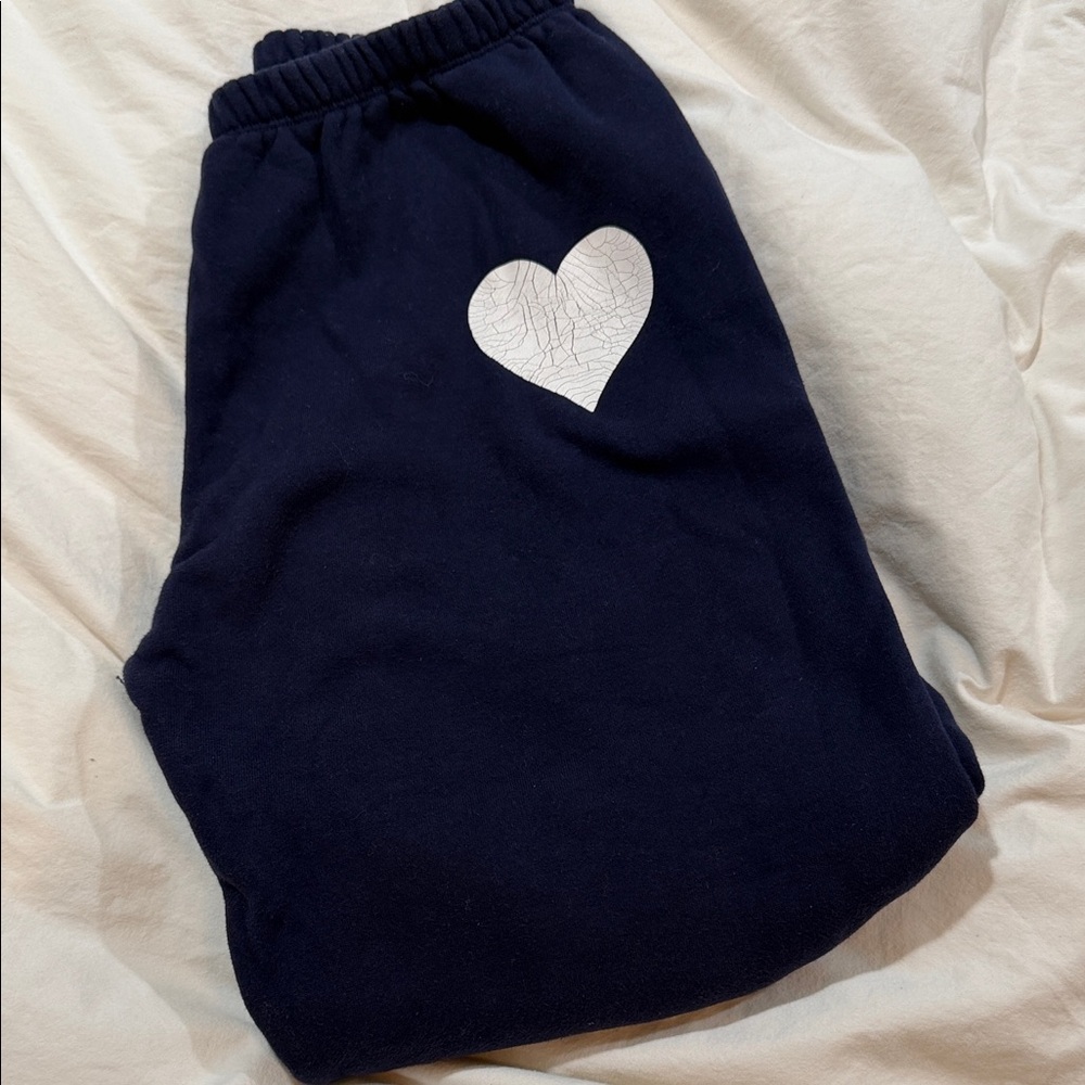 Katie J women’s Navy Heart Sweatpants Joggers M